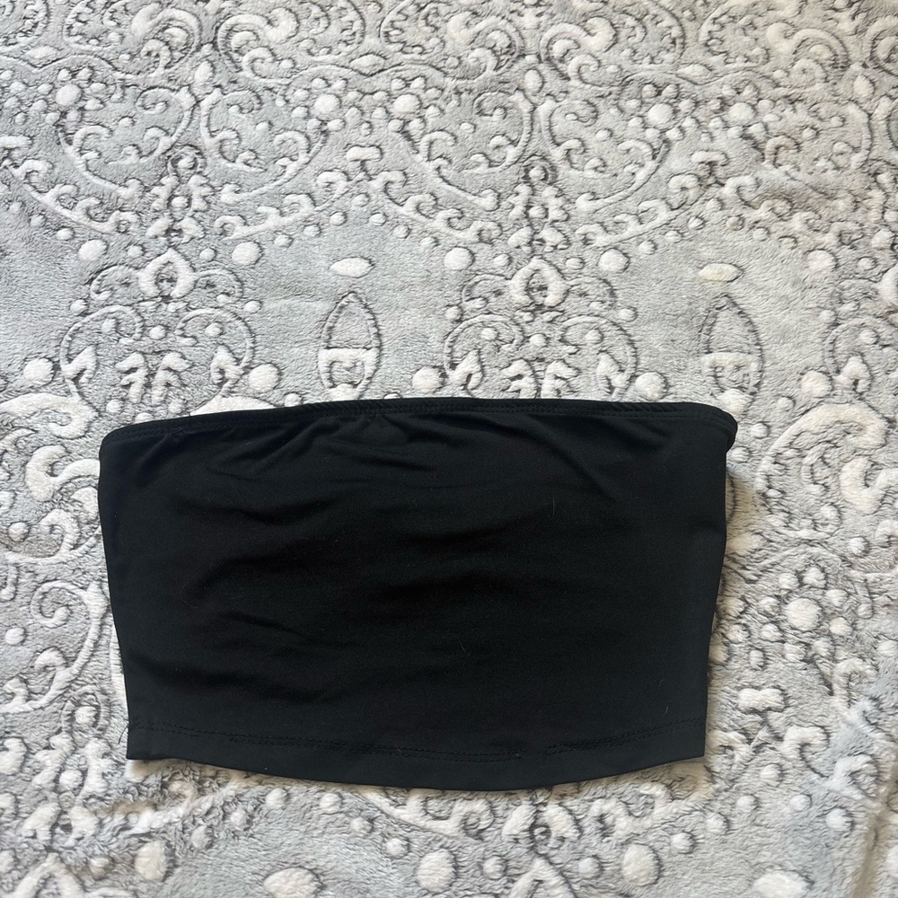 SHEIN Elegant Black Tube Crop Top